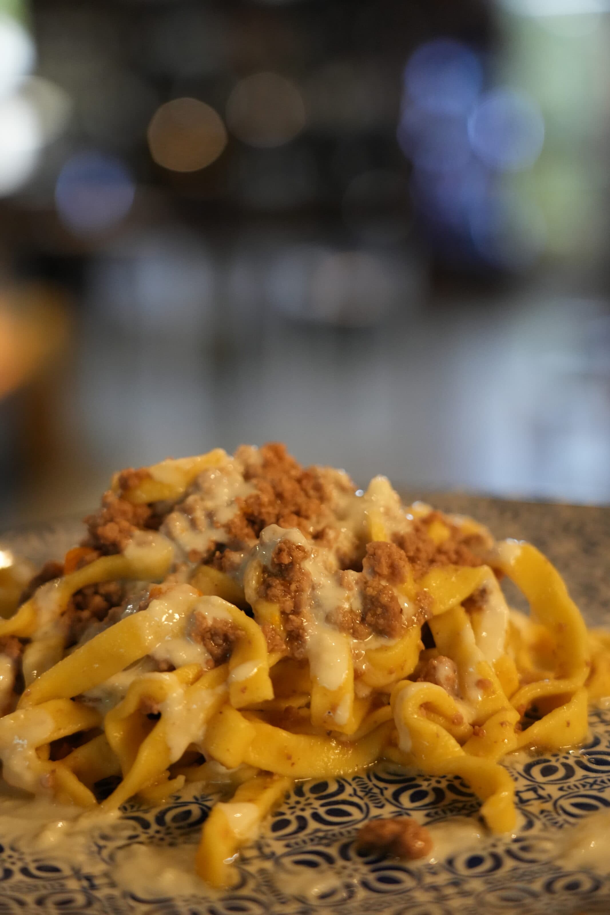 Tagliatelle con ragù bianco